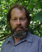 Валентин Лавренов